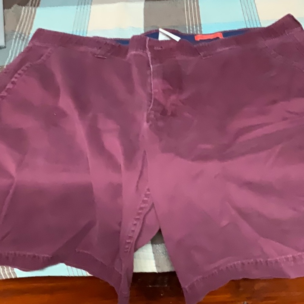 St John’s bay burgundy size 38 shorts